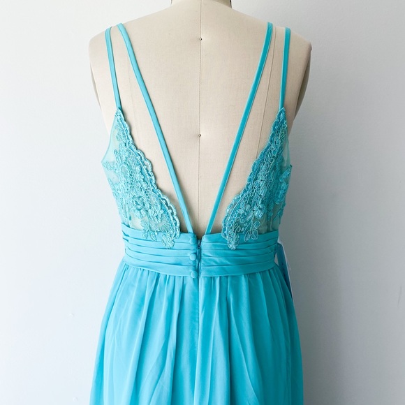 Azazie • NWT Blake Style Bridesmaid Dress • C - Picture 6 of 10